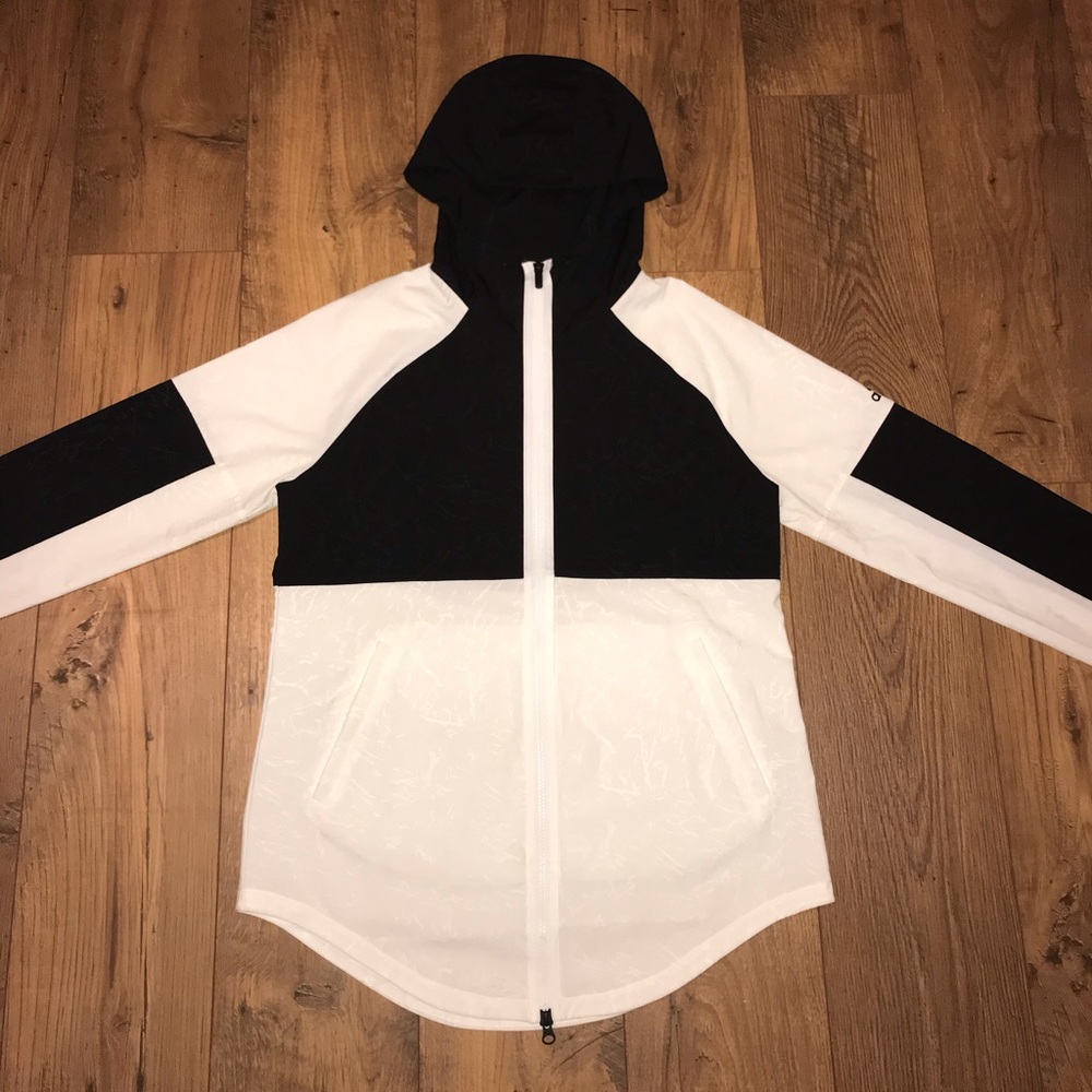 Lightweight Adidas Performance Jacket Camo Design
